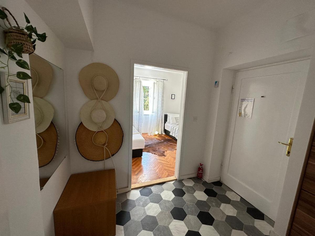 Cosy Family Apartment Marina Kastela Near Airport Екстер'єр фото