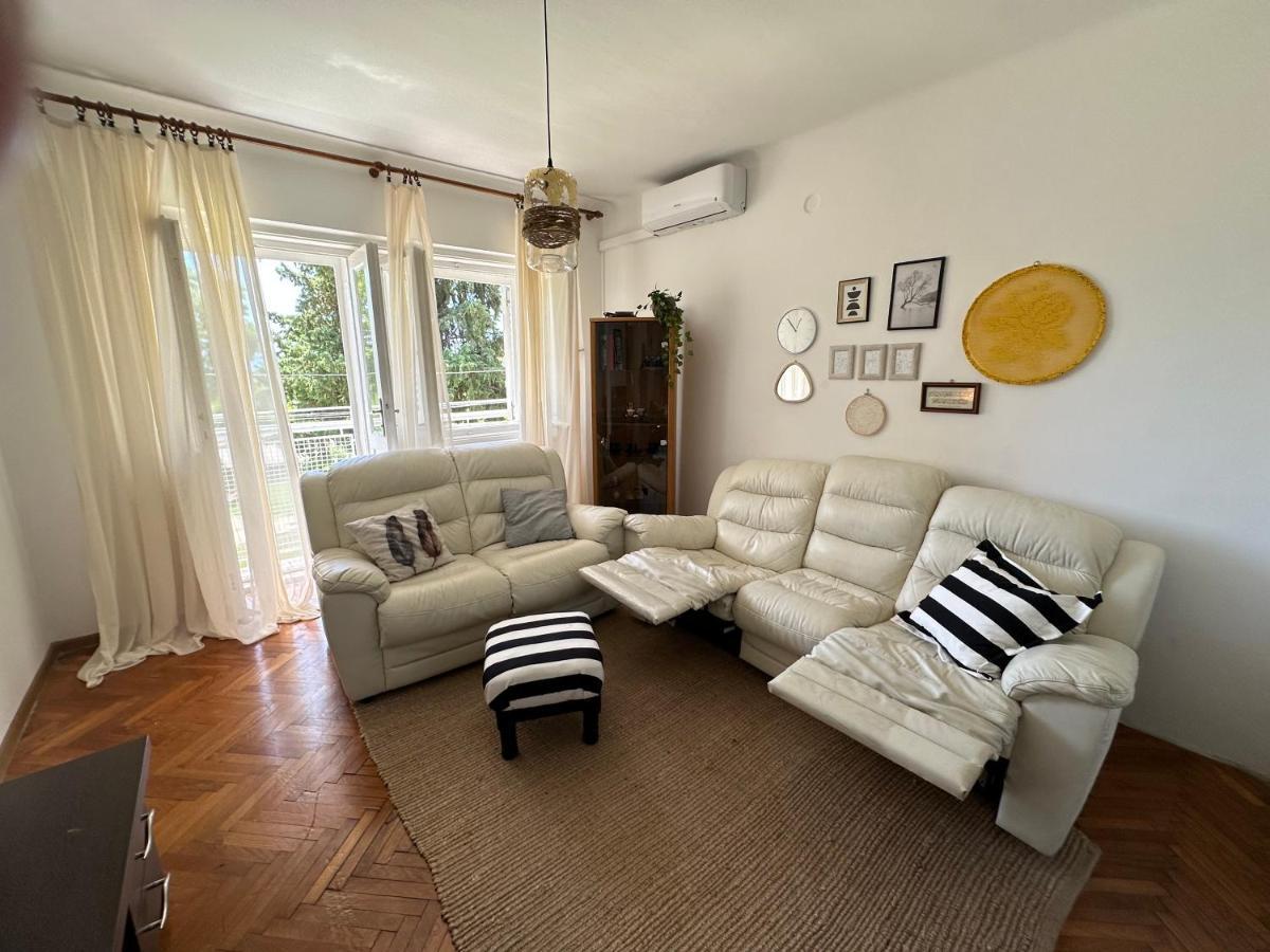 Cosy Family Apartment Marina Kastela Near Airport Екстер'єр фото