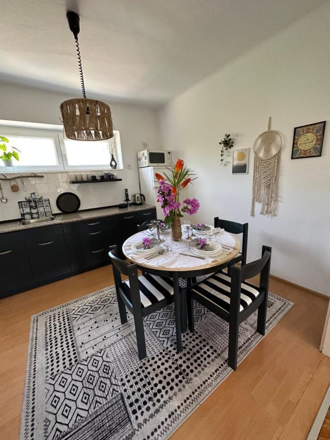 Cosy Family Apartment Marina Kastela Near Airport Екстер'єр фото
